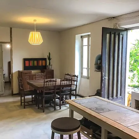 Du Figuier, Maison De Le Bousquet-d'Orb